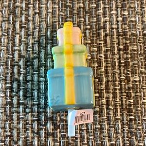 Nora Fleming stack of presents mini NWT